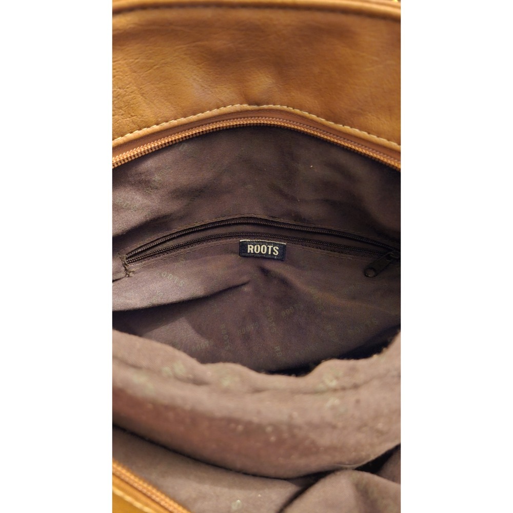 Roots Tan Coloured Purse - Picture 9 of 13